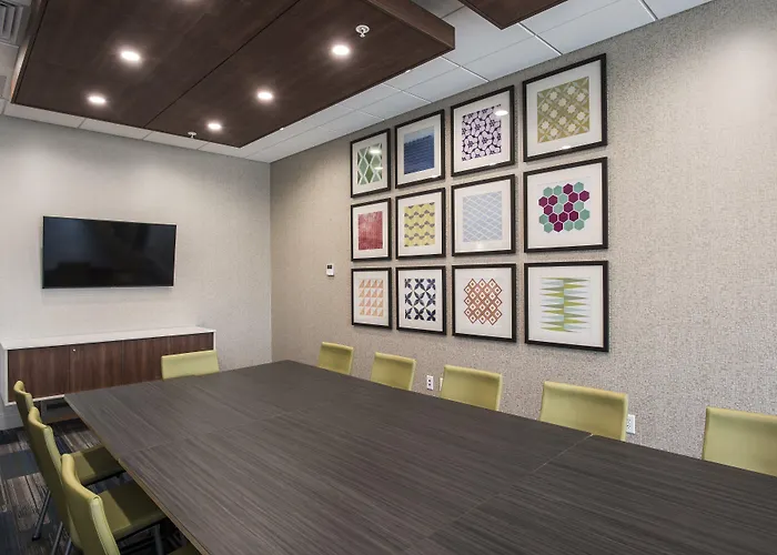 Express & - North - Happy Valley By Ihg Hotel