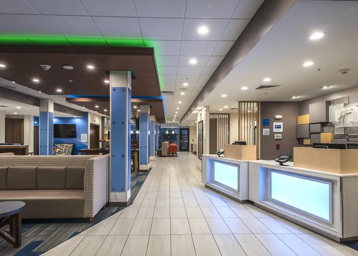 Express & - North - Happy Valley By Ihg 3*