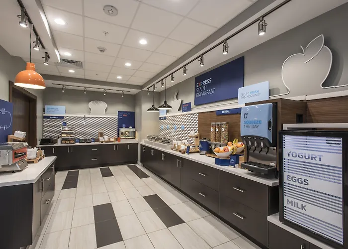 Express & - North - Happy Valley By Ihg