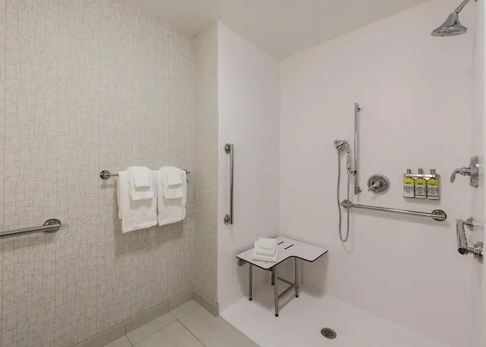 Express & - North - Happy Valley By Ihg Hotel Phoenix