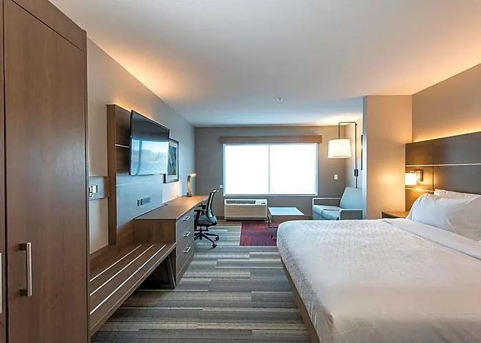 Hotel Express & - North - Happy Valley By Ihg