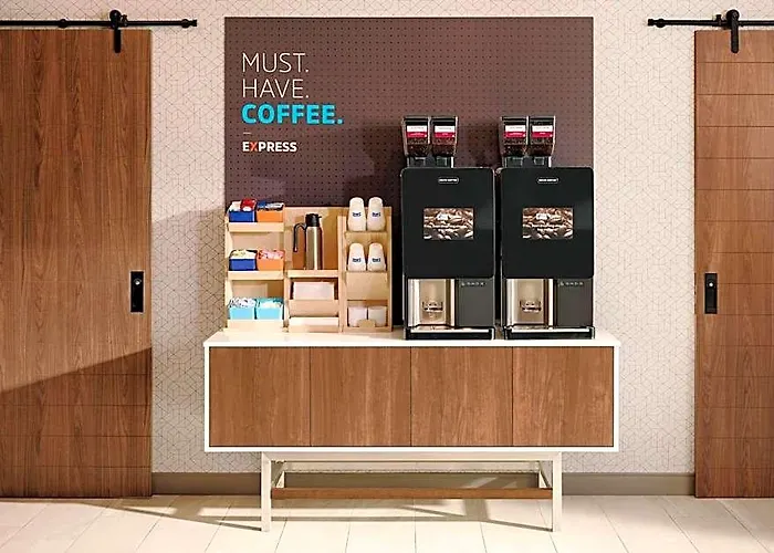 Express & - North - Happy Valley By Ihg Hotel 3*