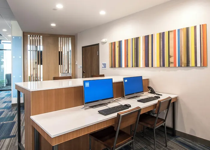Express & - North - Happy Valley By Ihg Hotel Phoenix